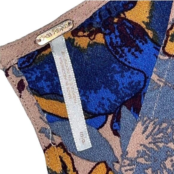 Free People Sleeveless Mini Floral Tunic Dress In Taupe - Picture 6 of 6